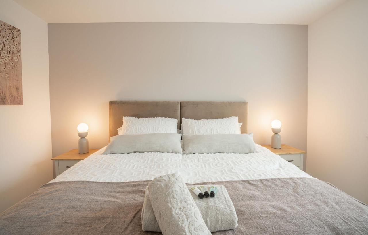 Stunning Abode 5 Min From Nec & Bhx, Pets Allowed 말스톤그린 외부 사진