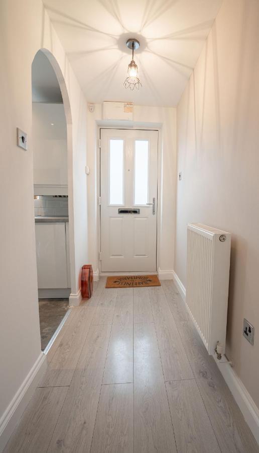Stunning Abode 5 Min From Nec & Bhx, Pets Allowed 말스톤그린 외부 사진